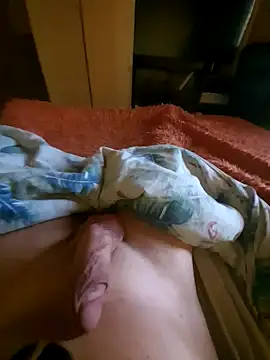 Snapshot of tiscopofortezozza chatting on 02/16/25, 04:21 tiscopofortezozza online show from 02/16/25, 04:21