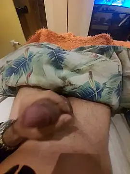 Snapshot of tiscopofortezozza chatting on 03/03/25, 07:39 tiscopofortezozza online show from 03/03/25, 07:39