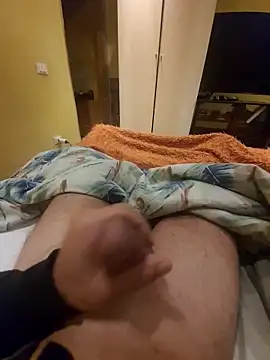 Snapshot of tiscopofortezozza chatting on 03/05/25, 11:27 tiscopofortezozza online show from 03/05/25, 11:27