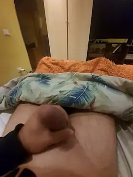 Snapshot of tiscopofortezozza chatting on 03/08/25, 03:28 tiscopofortezozza online show from 03/08/25, 03:28