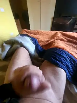 Snapshot of tiscopofortezozza chatting on 02/07/26, 09:24 tiscopofortezozza online show from 02/07/26, 09:24