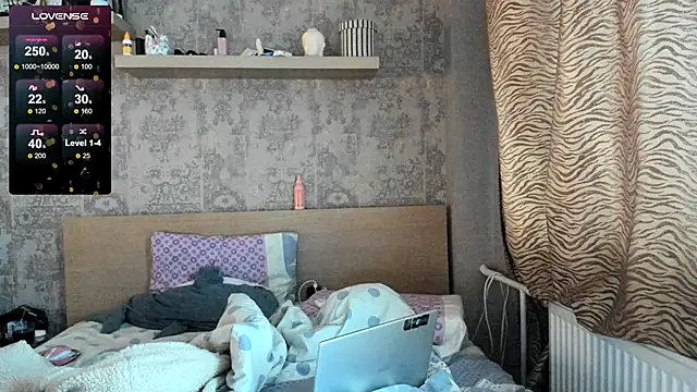 purebeautie13 online show from 12/20/24, 10:05