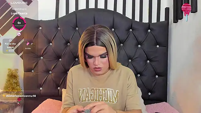 AllisonsweetZ online show from 02/05/25, 07:42