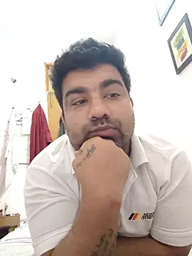 Snapshot of L9vefromAkhil chatting on 02/12/26, 06:36 L9vefromAkhil online show from 02/12/26, 06:36