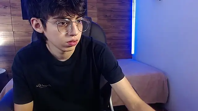 jhoellx online show from 11/11/25, 07:47