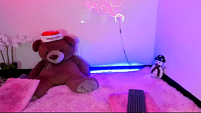 kendal scott1 online show from 12/26/24, 11:03