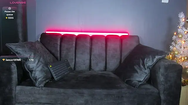 khriss brown online show from 12/16/24, 10:34