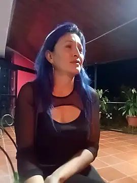 Snapshot of sophie_banger chatting on 01/10/25, 01:42 sophie banger online show from 01/10/25, 01:42