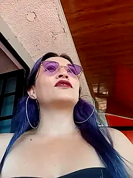 Snapshot of sophie_banger chatting on 01/30/25, 05:28 sophie banger online show from 01/30/25, 05:28