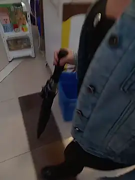 sophie banger online show from 02/24/26, 08:51