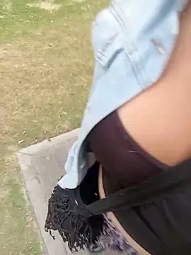 sophie banger online show from 03/30/26, 09:16