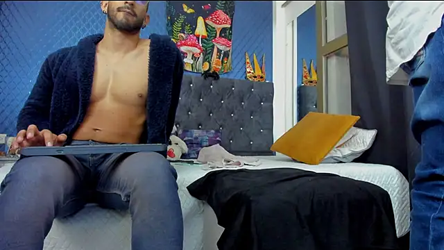 leondevereda online show from 03/15/25, 02:14