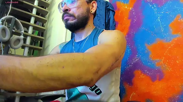 leondevereda online show from 10/04/25, 01:03