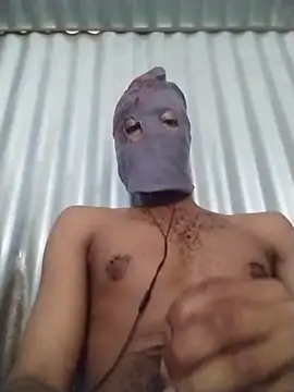 hornyxguy68 online show from 12/04/25, 10:13