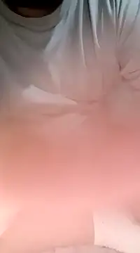 Snapshot of Luchitosexass chatting on 01/01/25, 02:30 Luchitosexass online show from 01/01/25, 02:30