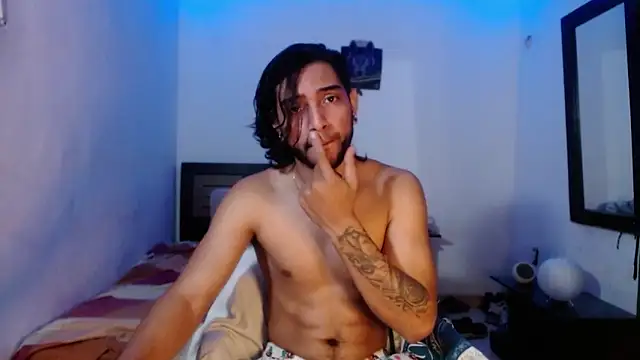 Snapshot of maxximus_100 chatting on 01/31/25, 09:59 maxximus 100 online show from 01/31/25, 09:59