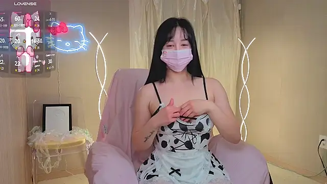 Snapshot of 2hyun chatting on 07/16/26, 12:11 2hyun online show from 07/16/26, 12:11