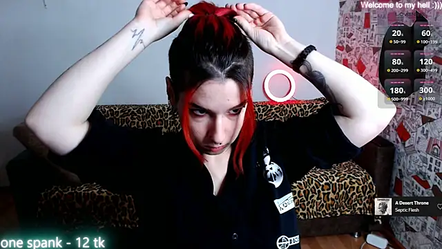 Snapshot of Miya_Wey_ chatting on 12/15/24, 01:00 Miya Wey online show from 12/15/24, 01:00