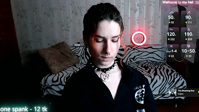 Snapshot of Miya_Wey_ chatting on 02/01/25, 02:56 Miya Wey online show from 02/01/25, 02:56