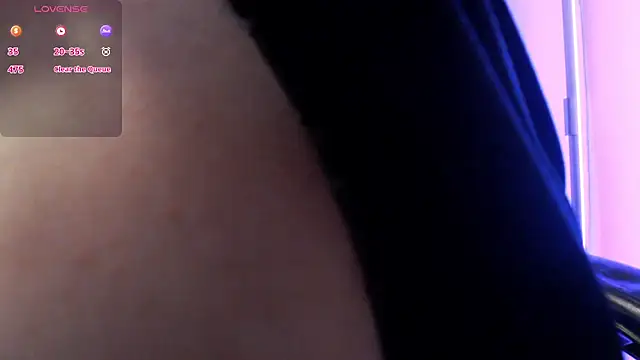 Bigbittiesandfun online show from 04/13/26, 07:03