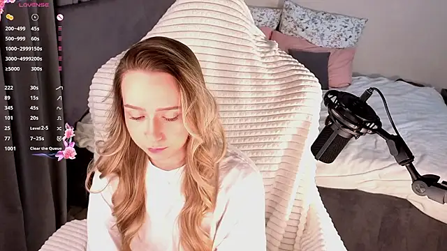 HollisBeckett online show from 02/28/26, 03:07