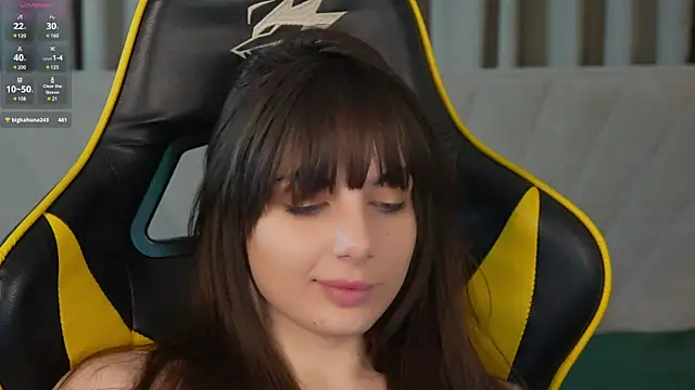 Snapshot of Alisa054 chatting on 12/05/24, 02:22 Alisa054 online show from 12/05/24, 02:22