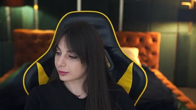 Snapshot of Alisa054 chatting on 01/09/25, 09:47 Alisa054 online show from 01/09/25, 09:47