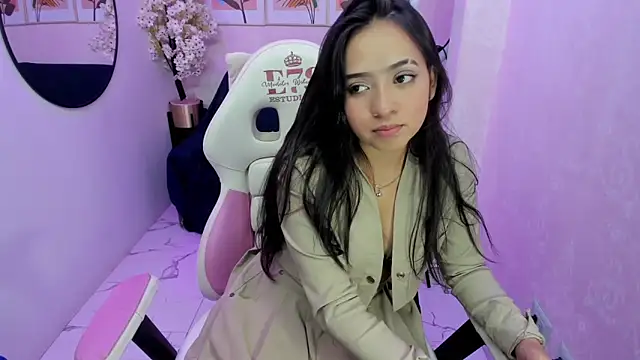 Snapshot of Zafiro_t18 chatting on 12/27/24, 07:24 Zafiro t18 online show from 12/27/24, 07:24