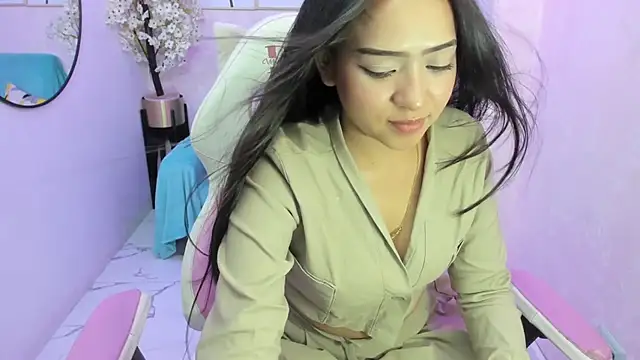 Snapshot of Zafiro_t18 chatting on 02/01/25, 07:34 Zafiro t18 online show from 02/01/25, 07:34