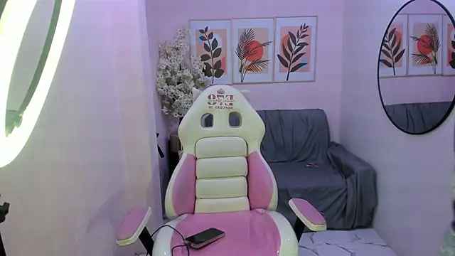 Snapshot of Zafiro_t18 chatting on 03/07/25, 12:45 Zafiro t18 online show from 03/07/25, 12:45