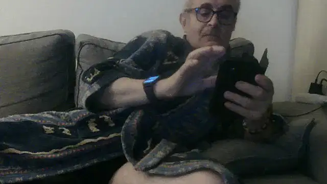 Snapshot of Bretoncool chatting on 09/22/25, 08:44 Bretoncool online show from 09/22/25, 08:44