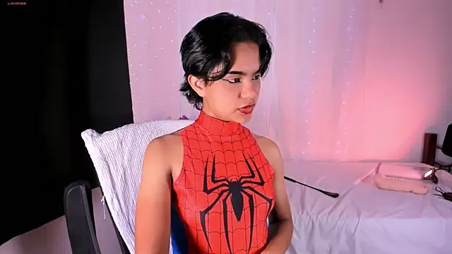 Snapshot of marlena3312 chatting on 02/15/25, 01:05 marlena3312 online show from 02/15/25, 01:05