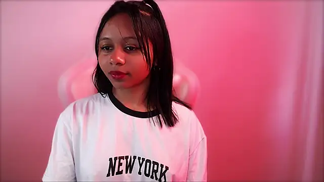 Natasha mh2 online show from 02/18/25, 08:47