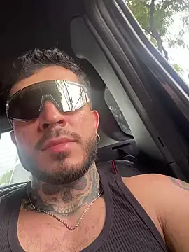 Snapshot of LeoSalvatore_ chatting on 03/14/25, 07:12 LeoSalvatore online show from 03/14/25, 07:12