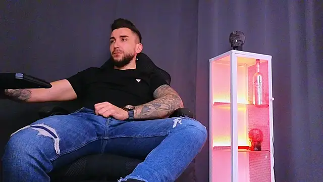 MightyAaron66 online show from 02/16/25, 05:48