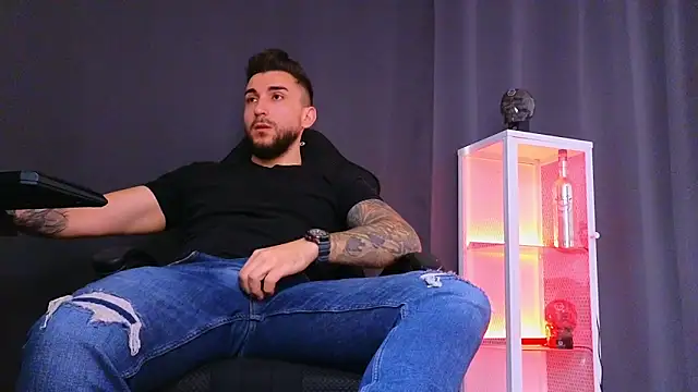 MightyAaron66 online show from 02/18/25, 08:59