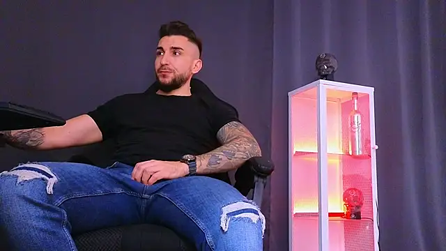 MightyAaron66 online show from 02/19/25, 08:55