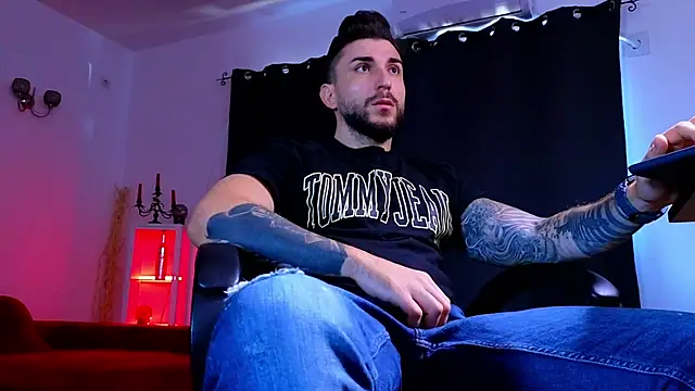 MightyAaron66 online show from 09/24/25, 06:06