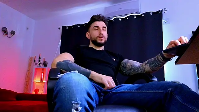 MightyAaron66 online show from 04/01/26, 01:41