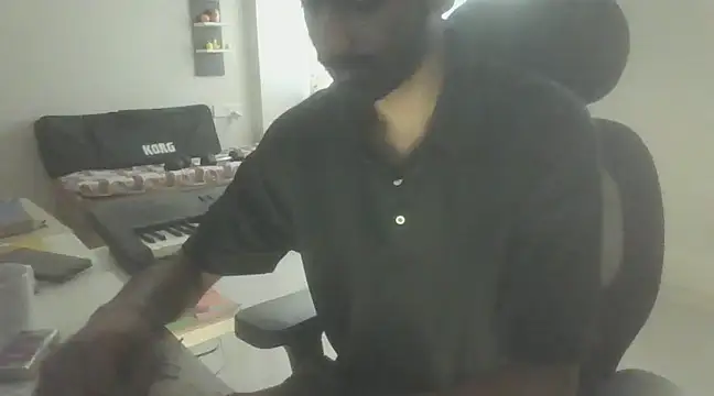 Snapshot of dominanthubby chatting on 12/06/24, 05:31 dominanthubby online show from 12/06/24, 05:31