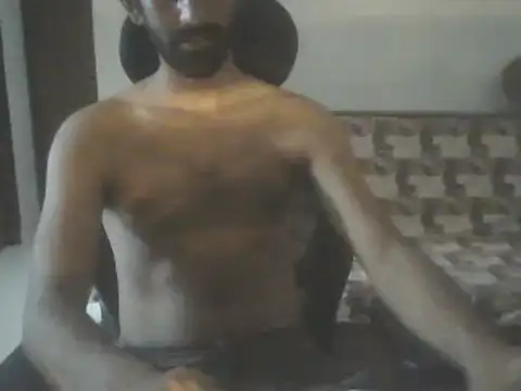 Snapshot of dominanthubby chatting on 01/16/25, 07:10 dominanthubby online show from 01/16/25, 07:10