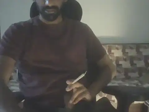 Snapshot of dominanthubby chatting on 02/06/25, 08:23 dominanthubby online show from 02/06/25, 08:23