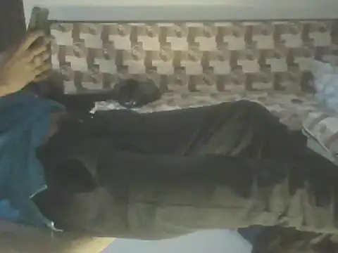 Snapshot of dominanthubby chatting on 03/06/25, 05:33 dominanthubby online show from 03/06/25, 05:33