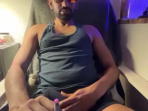 dominanthubby online show from 07/08/26, 10:25
