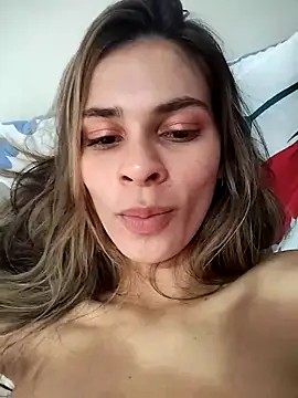 Snapshot of cuteluci_ chatting on 03/12/25, 07:28 cuteluci online show from 03/12/25, 07:28