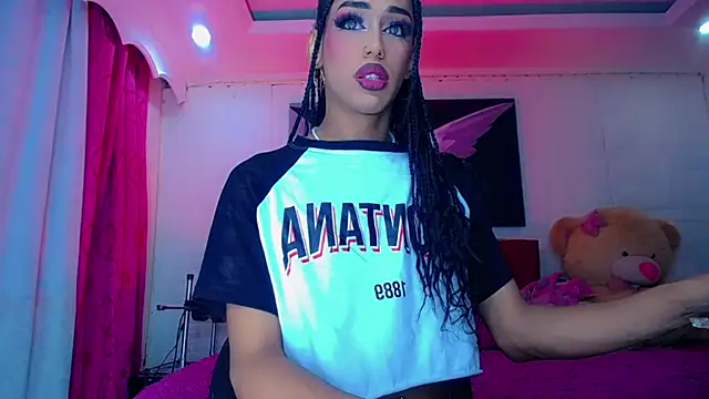 NahomiCamper online show from 01/12/26, 01:22