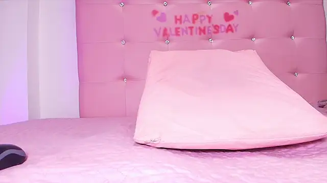 kata hazel online show from 03/05/25, 07:06