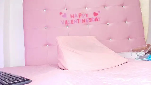 kata hazel online show from 03/20/25, 07:04