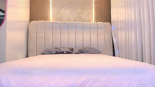 kata hazel online show from 03/18/26, 07:17