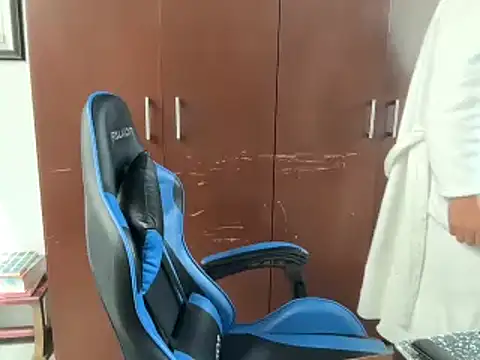 alanan881 online show from 03/01/25, 05:16